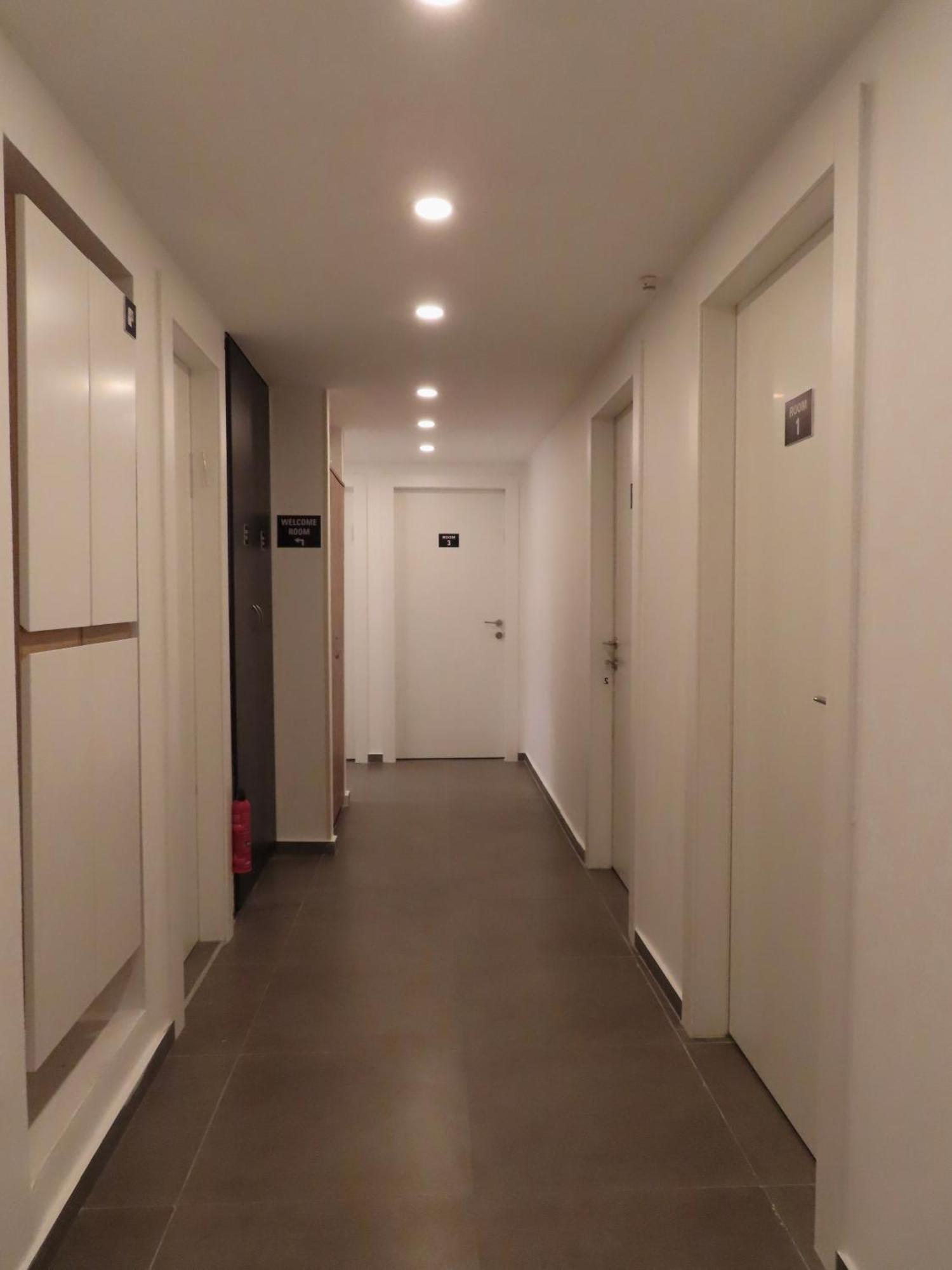 White Moon Inn القدس المظهر الخارجي الصورة