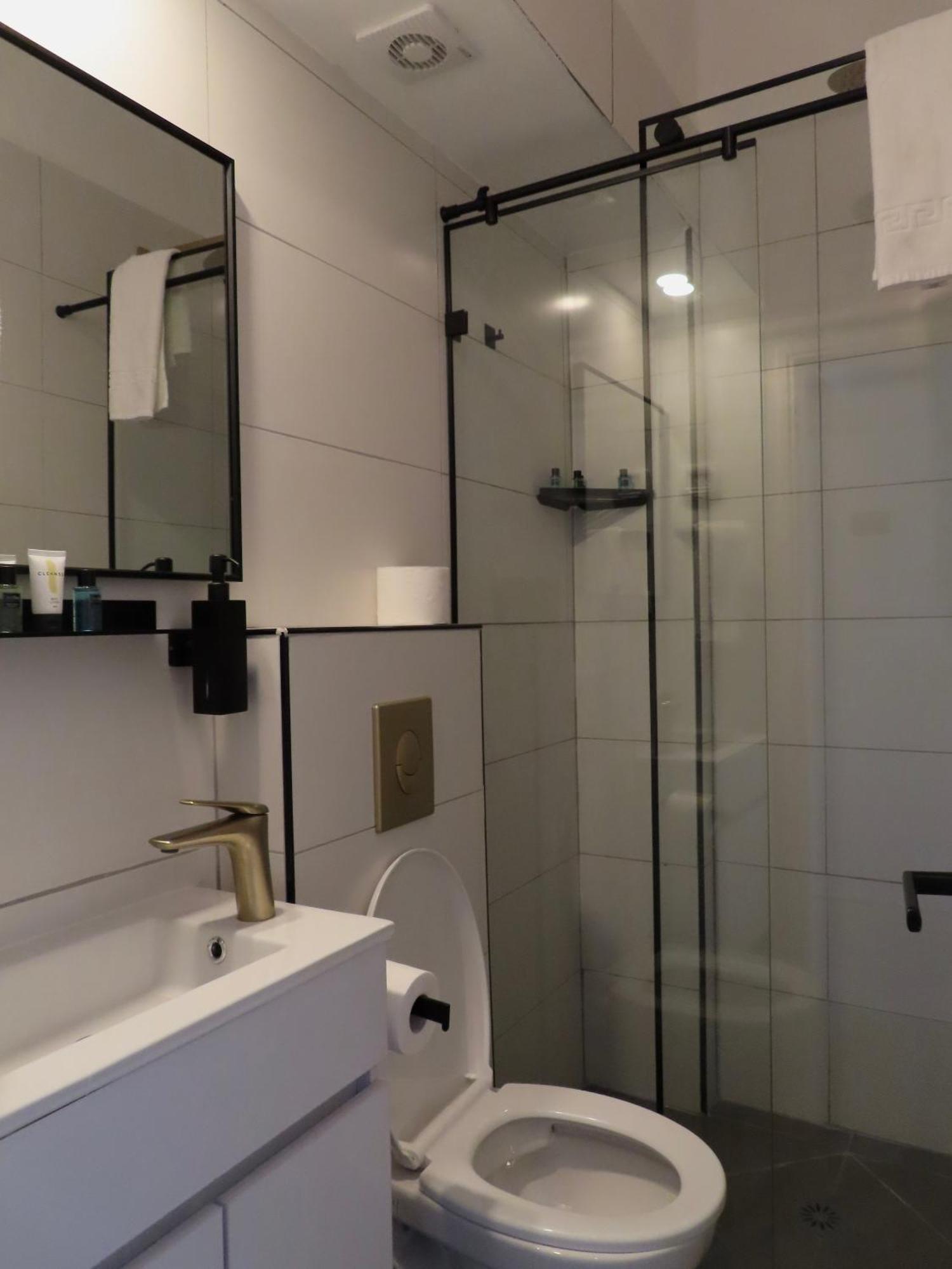 White Moon Inn القدس المظهر الخارجي الصورة