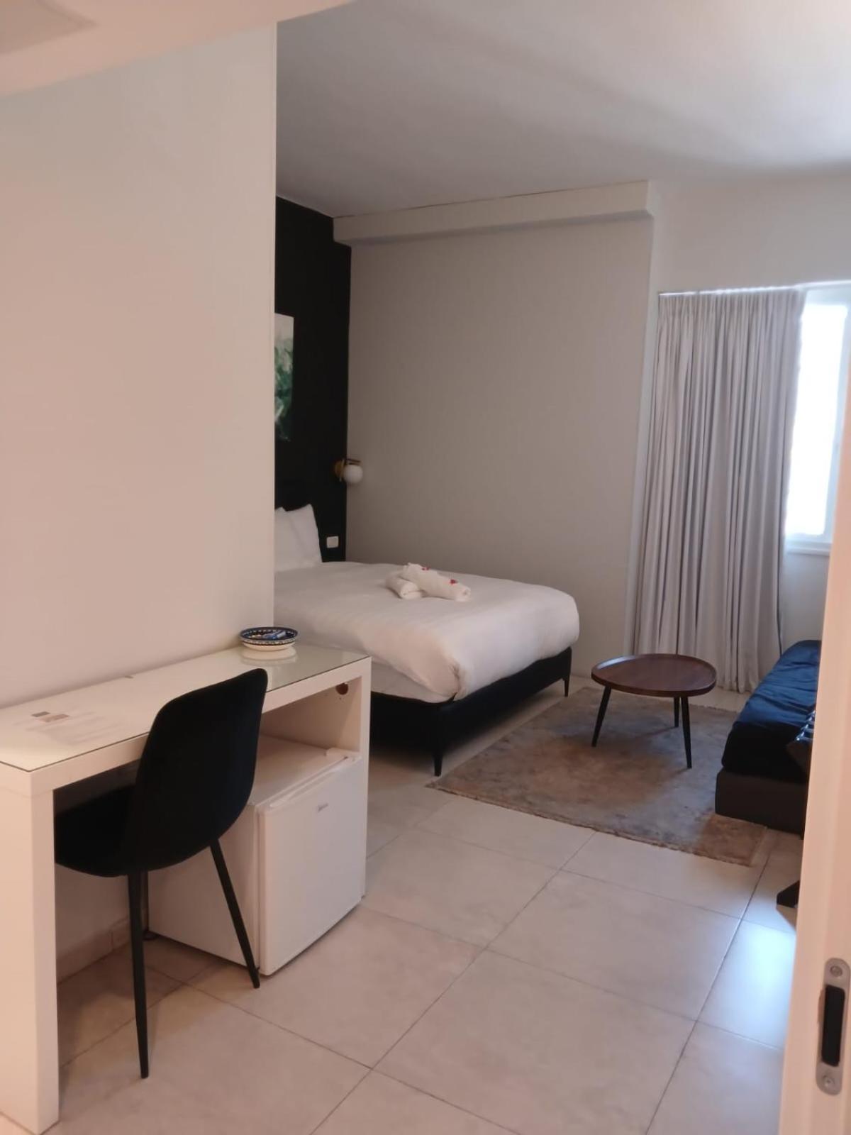 White Moon Inn القدس الغرفة الصورة